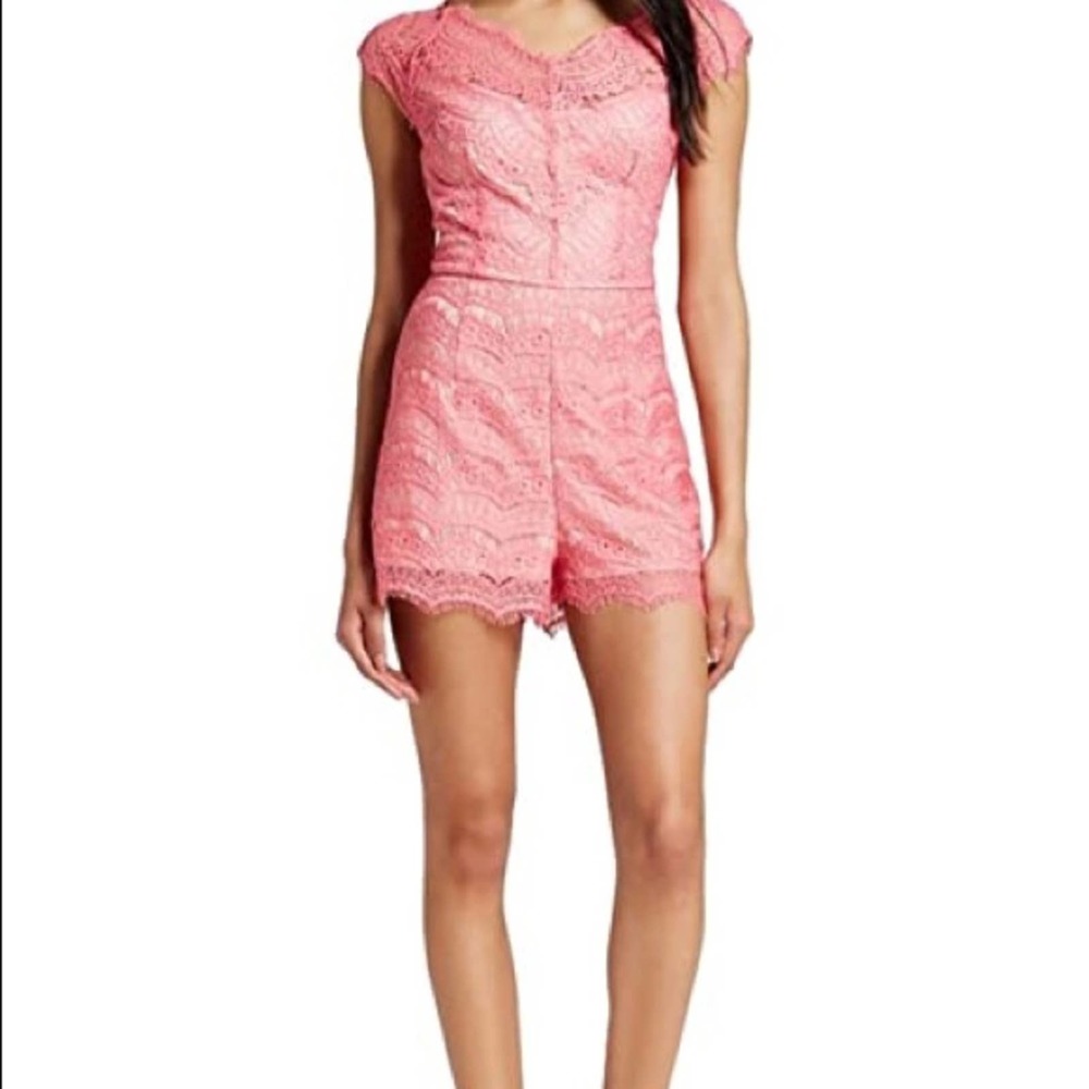 NWT Renn Capsleeve Romper Pink Lace w/ Tan Lining